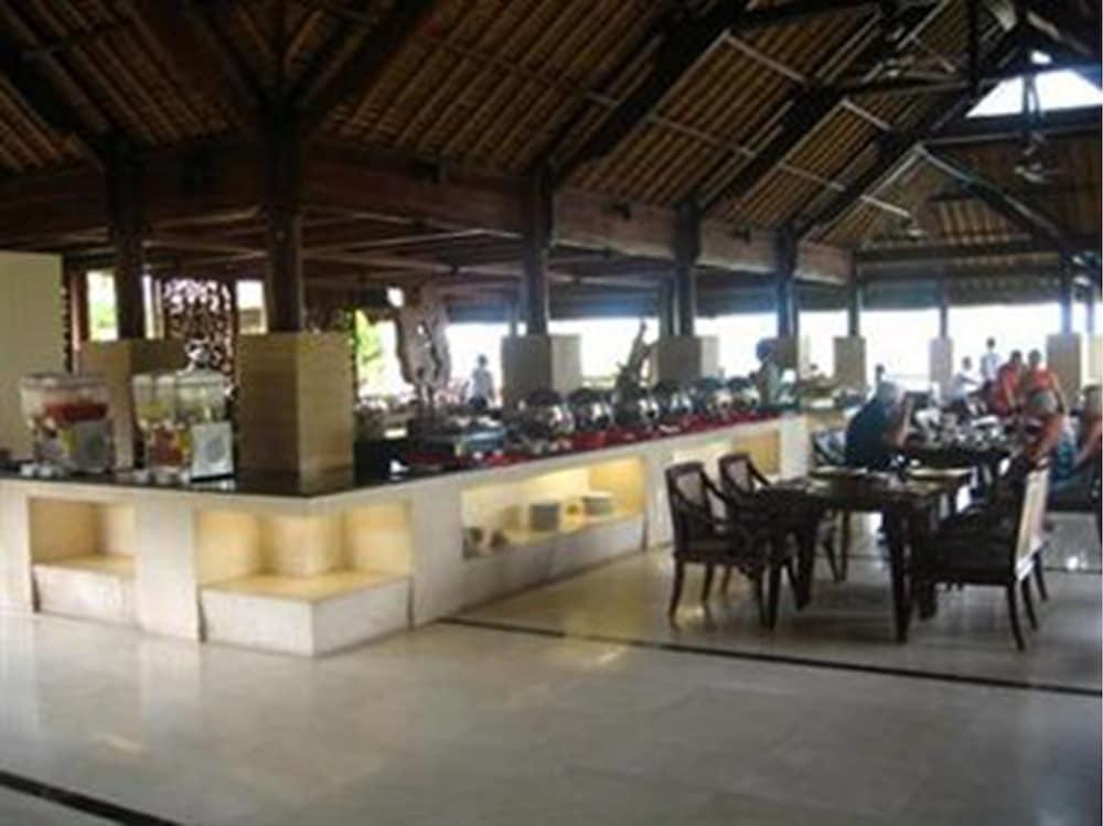 Balisani Suites Hotel Kerobokan  Exterior photo
